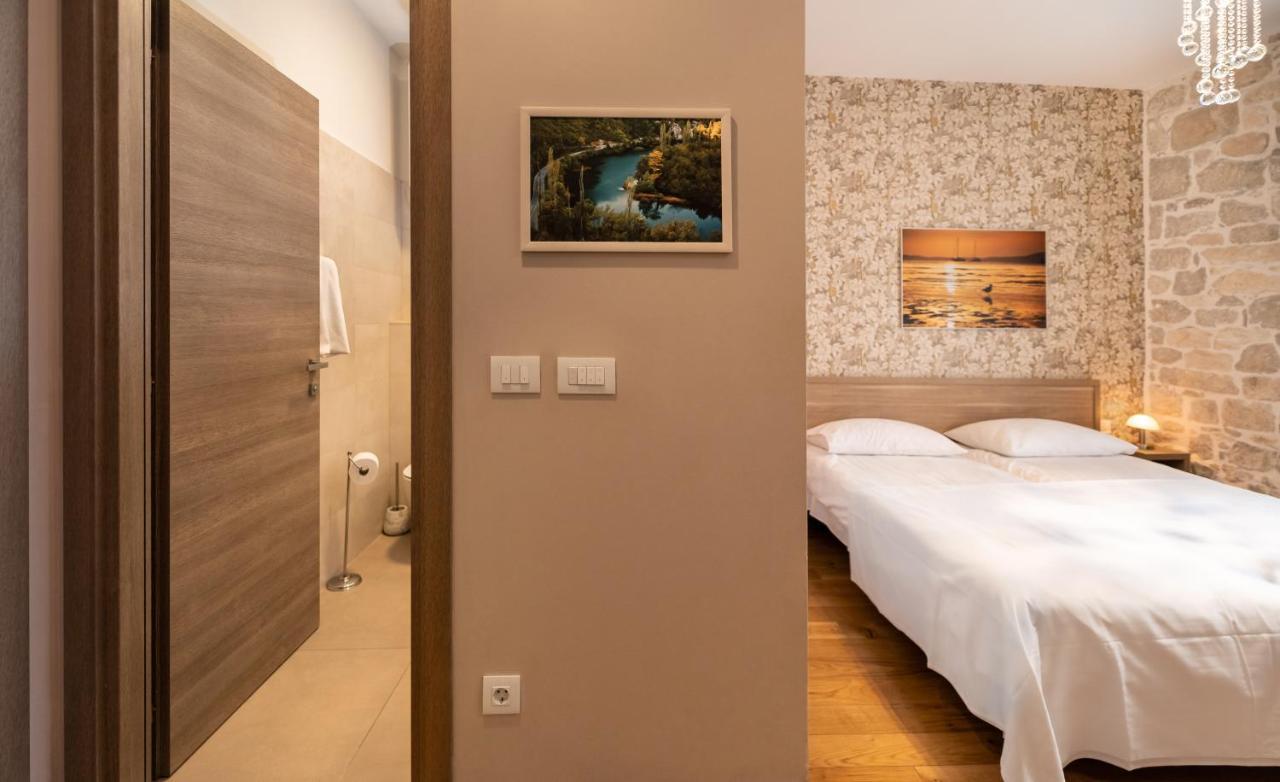 Tifani Luxury Rooms 2 Split Exterior foto