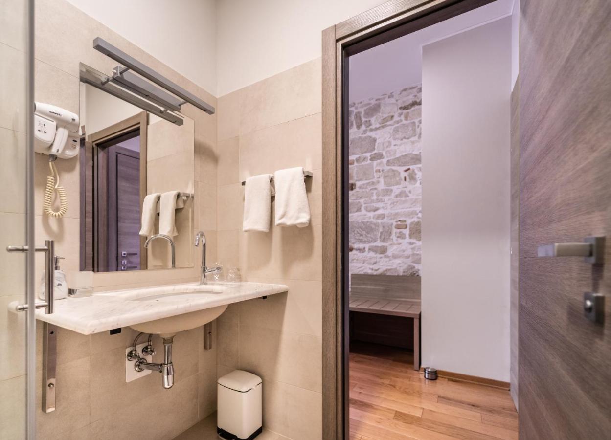 Tifani Luxury Rooms 2 Split Exterior foto