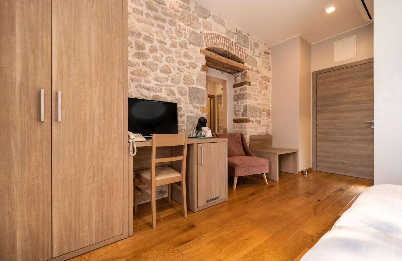 Tifani Luxury Rooms 2 Split Exterior foto