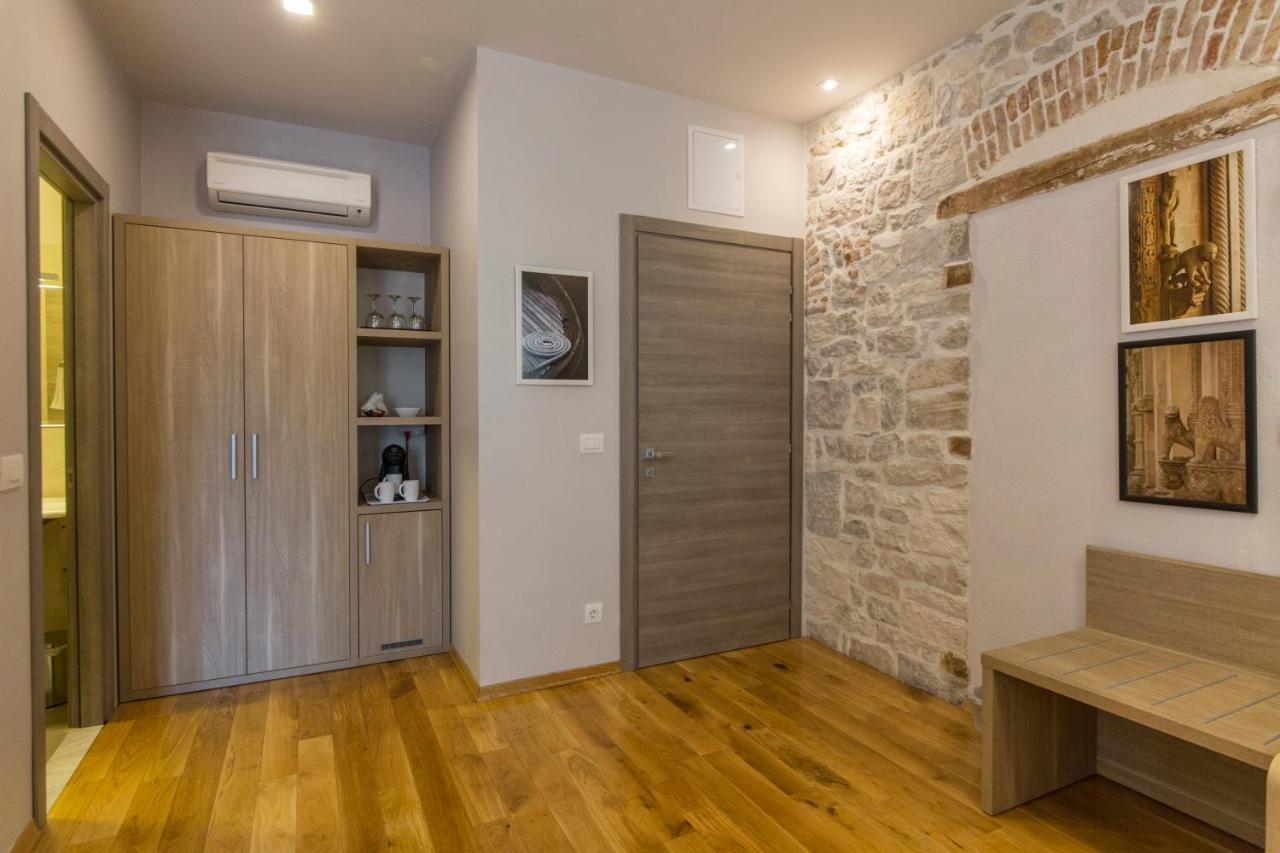 Tifani Luxury Rooms 2 Split Exterior foto